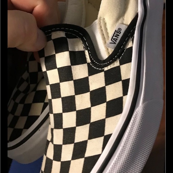 Vans checkered slip ons Men- 4, Women 5.5 - Picture 4 of 6